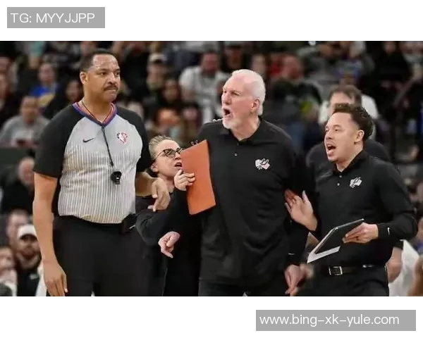 米奇约翰逊强调文班是球队基石但他渴望团队合作而非孤军奋战